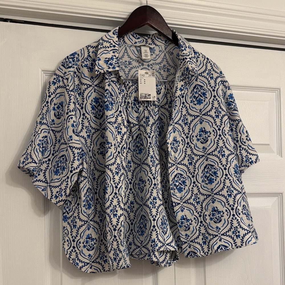 H&M Floral Blue and White Blouse and Short Set